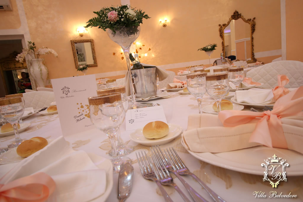 I tovagliati ed i tavoli Villa Belvedere, sala matrimoni e ricevimenti a Ciminna, Palermo