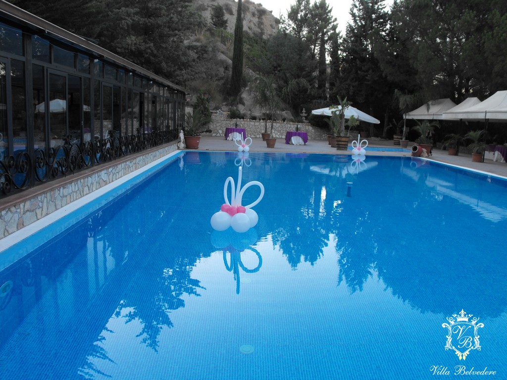 Gli ambienti esterni di Villa Belvedere, sala ricevimenti per matrimonia a Ciminna, Palermo