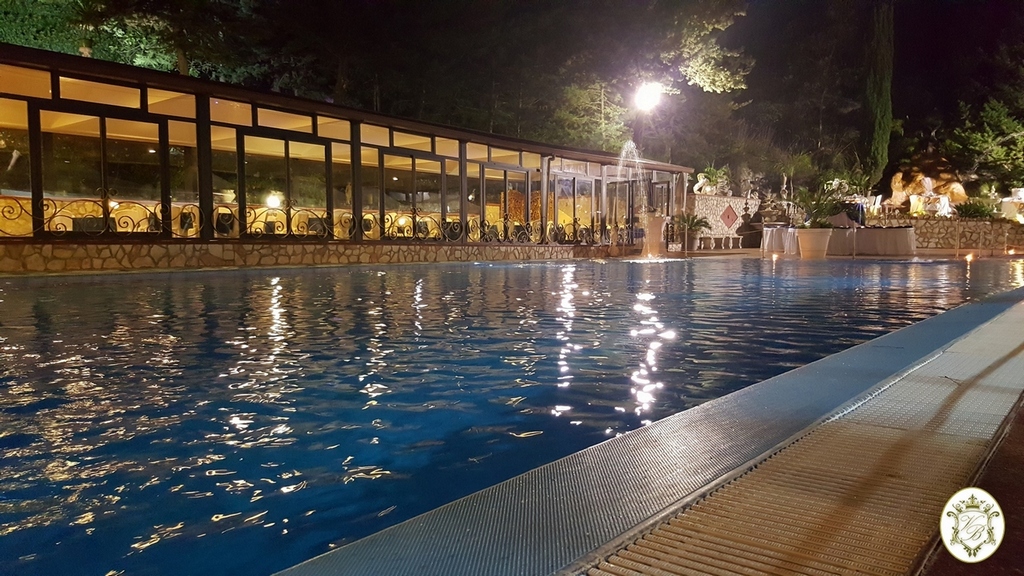 Gli ambienti esterni di Villa Belvedere, sala ricevimenti per matrimonia a Ciminna, Palermo