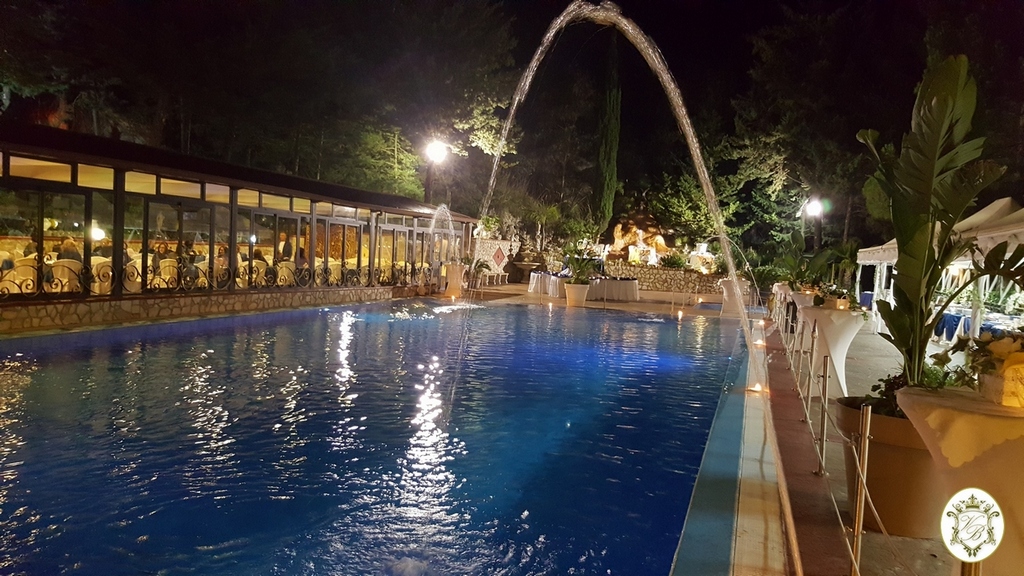Gli ambienti esterni di Villa Belvedere, sala ricevimenti per matrimonia a Ciminna, Palermo